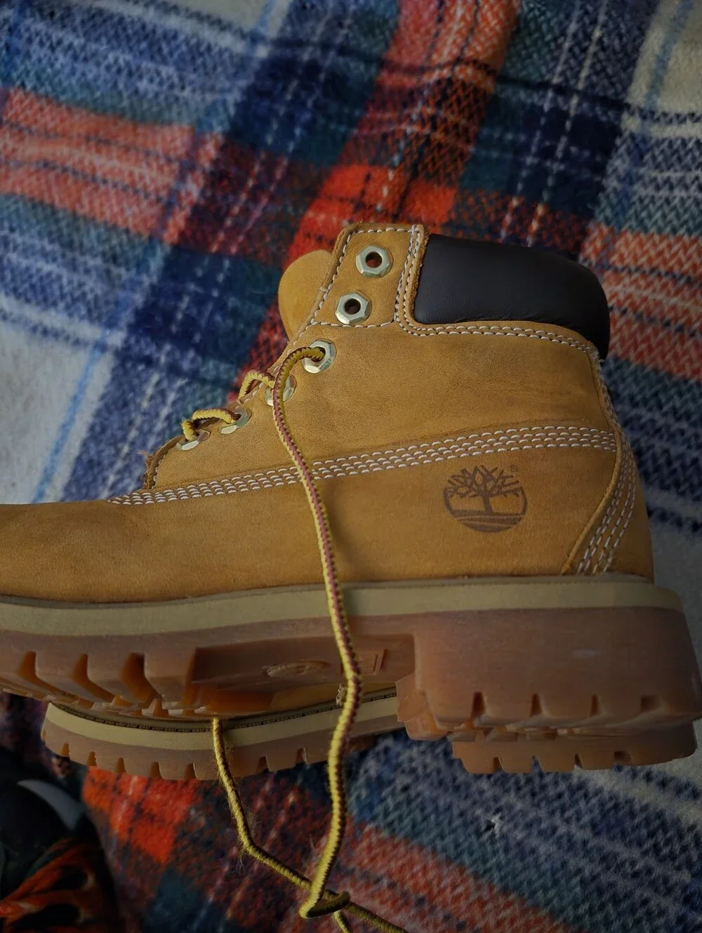 Classic Wheat Timberland Boots Size 13k Like New!!!